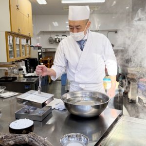 Japanese traditional kuzu sweet artisan demonstration