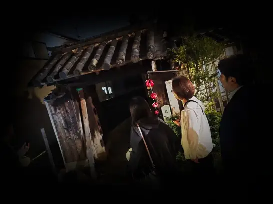 Participants of the Nara Ghost Walk in front of old Gangoji Temple Gate